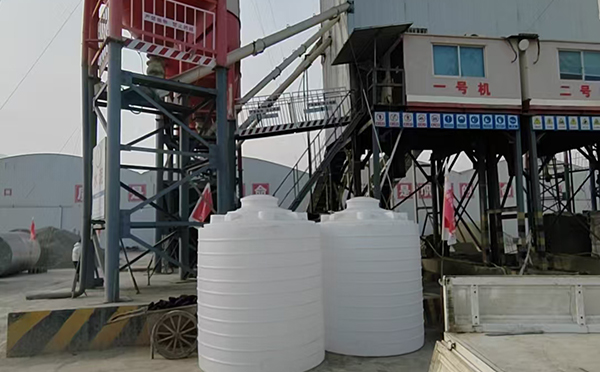 敦煌立式运输桶交付案例｜全新PE材质 · 多行业适配 · 批量稳定供应