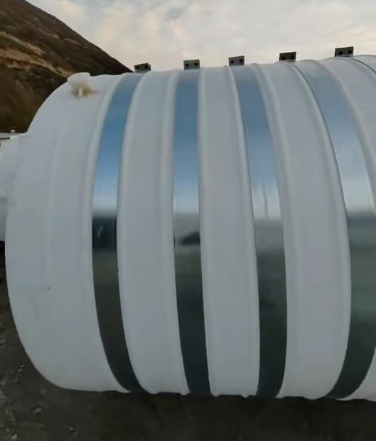 圆形敦煌塑料桶批量交付案例:结构稳定,适配多行业液体储运需求 圆形敦煌塑料桶批量交付案例:结构稳定,适配多行业液体储运需求